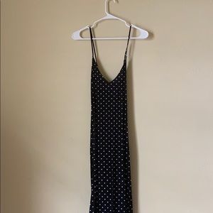 Criss-cross back black strappy maxi-dress